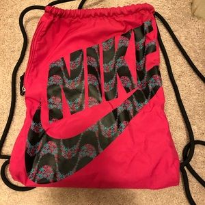 nike drawstring bag